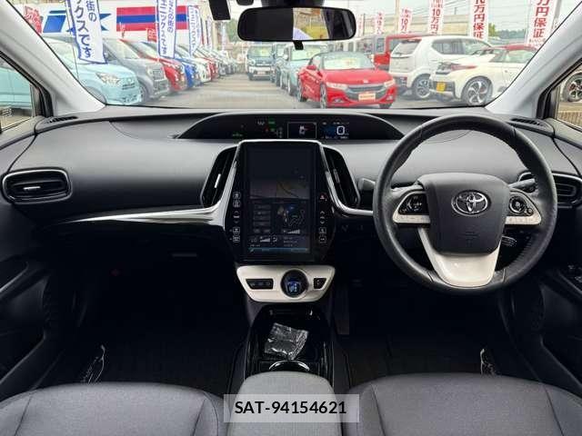 Toyota PRIUS PHV 2017-05 8414555-1