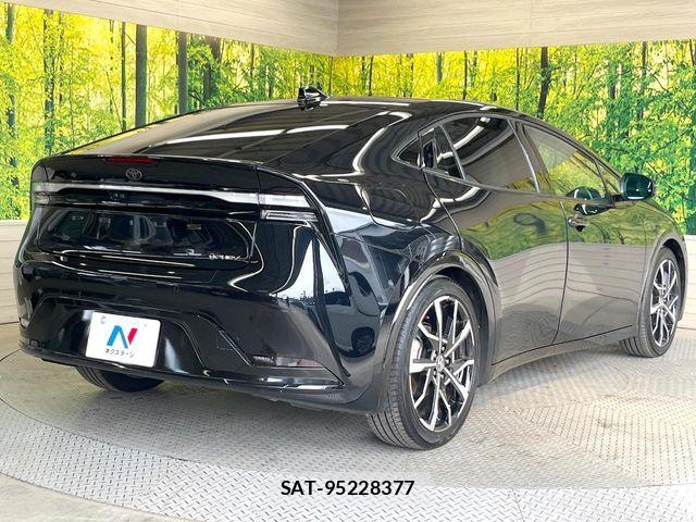 Toyota PRIUS PHV 2023-12 8414551-16