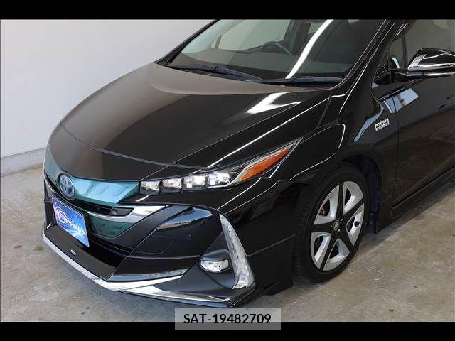 Toyota PRIUS PHV 2019-07 8414556-12