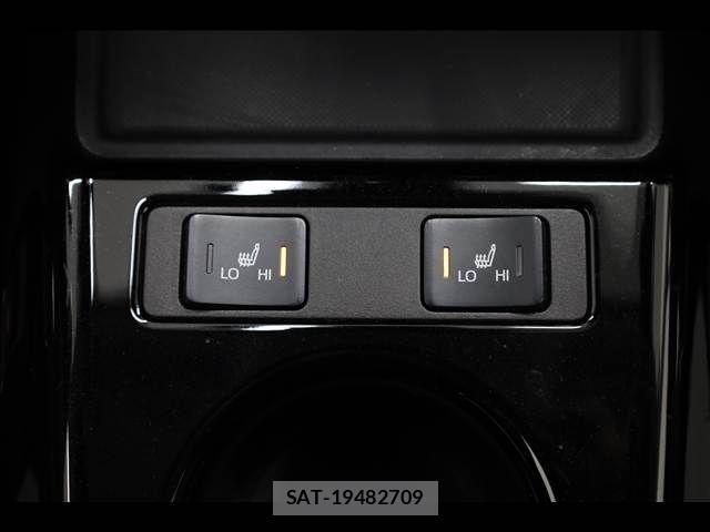 Toyota PRIUS PHV 2019-07 8414556-14