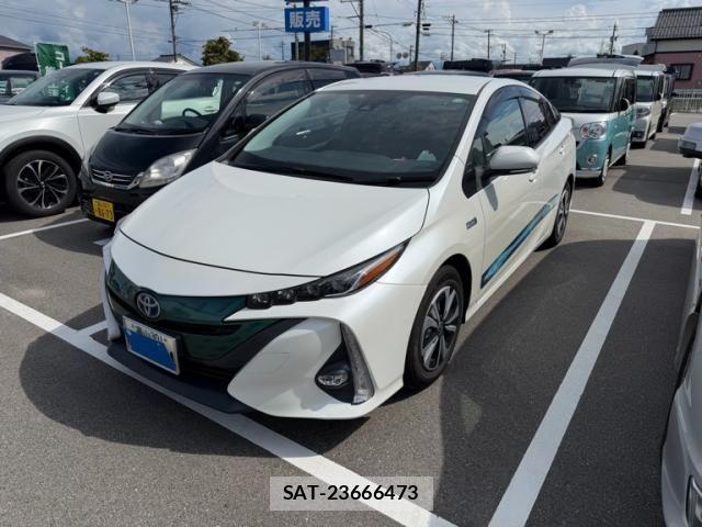 Toyota PRIUS PHV 2017-09 8414557-0