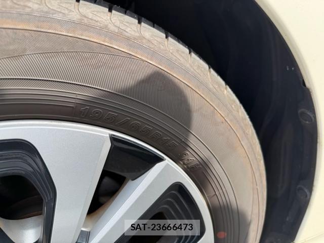 Toyota PRIUS PHV 2017-09 8414557-9