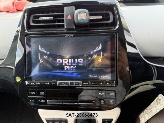 Toyota PRIUS PHV 2017-09 8414557-17