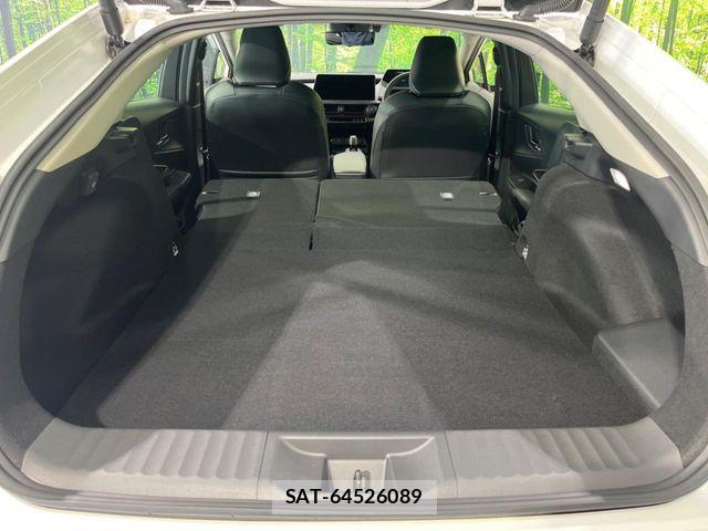 Toyota PRIUS PHV 2023-09 8438747-9