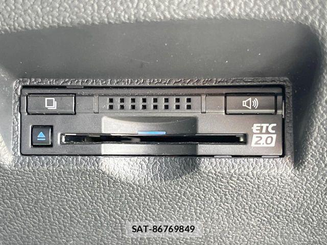 Toyota PRIUS PHV 2017-02 8438750-7