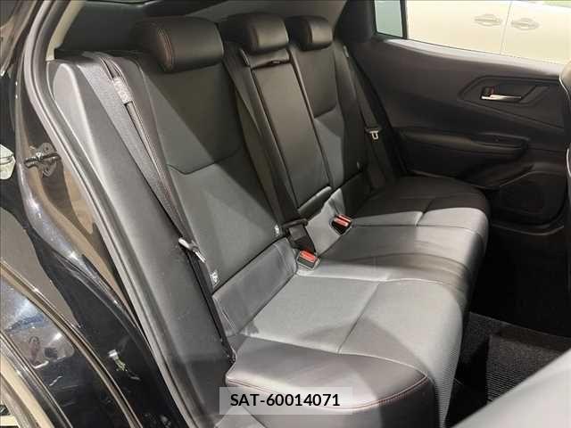 Toyota PRIUS PHV 2024-01 8438749-11