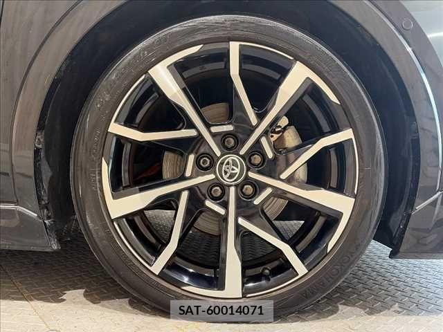 Toyota PRIUS PHV 2024-01 8438749-29