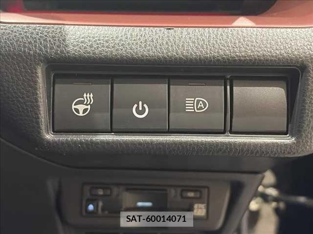 Toyota PRIUS PHV 2024-01 8438749-8