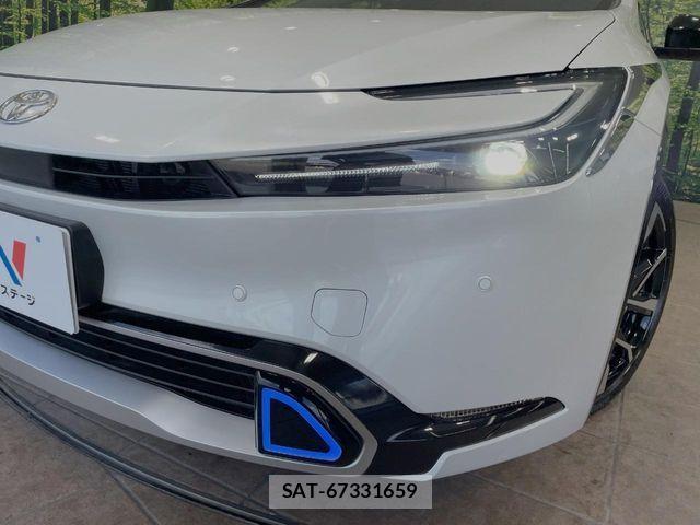 Toyota PRIUS PHV 2024-12 8458257-11