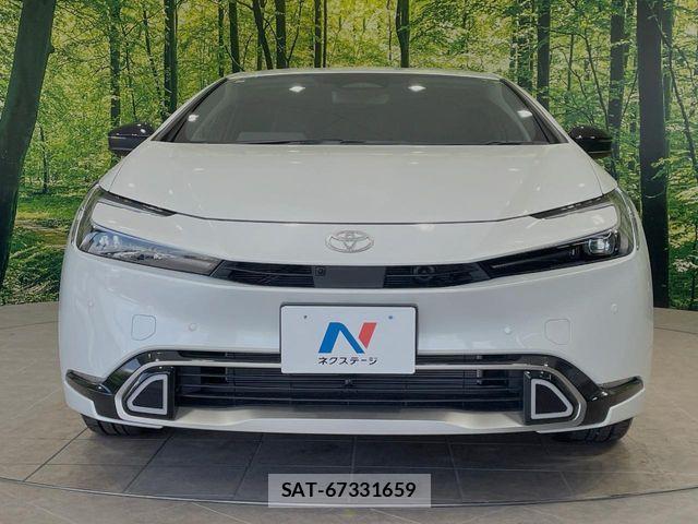 Toyota PRIUS PHV 2024-12 8458257-13