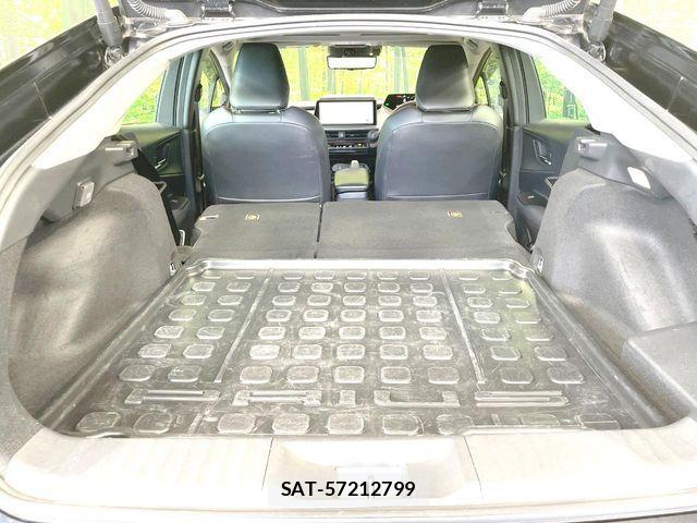 Toyota PRIUS PHV 2023-08 8457302-9