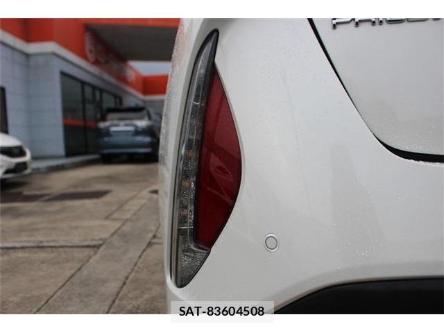 Toyota PRIUS PHV 2018-07 8526734-22