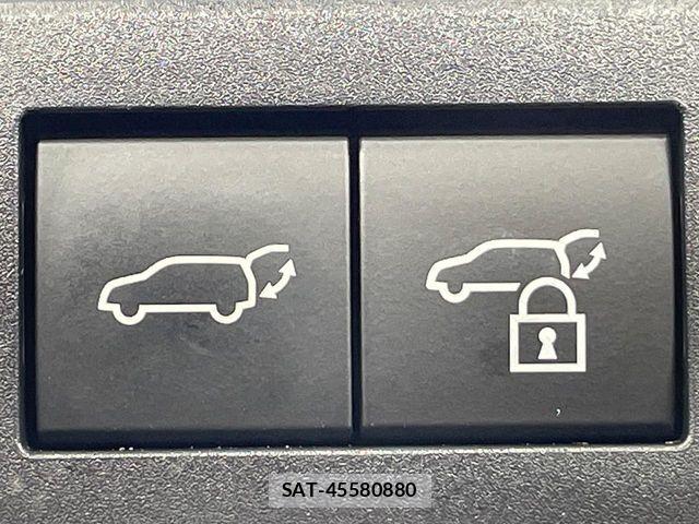 Toyota PRIUS PHV 2023-07 8526730-6