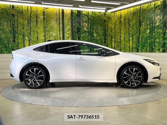 Toyota PRIUS PHV 2024-02 8526729-18