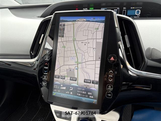 Toyota PRIUS PHV 2017-06 8526732-20