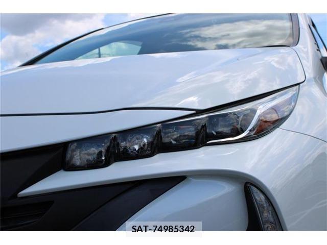 Toyota PRIUS PHV 2017-03 8526733-10