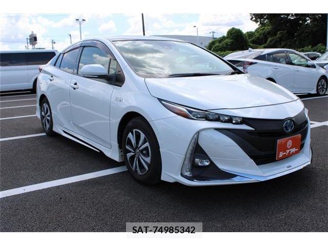 Toyota PRIUS PHV 2017-03 8526733-5