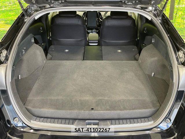 Toyota PRIUS PHV 2017-05 8526731-9