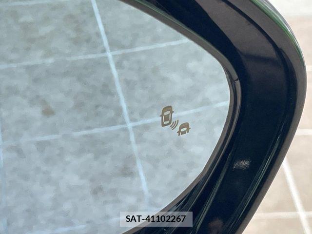 Toyota PRIUS PHV 2017-05 8526731-6