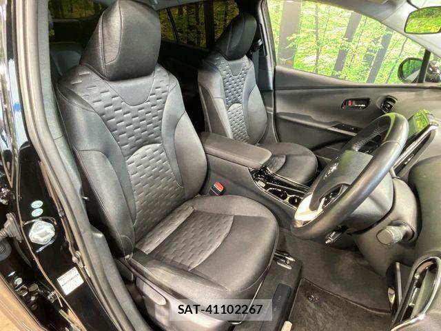 Toyota PRIUS PHV 2017-05 8526731-7