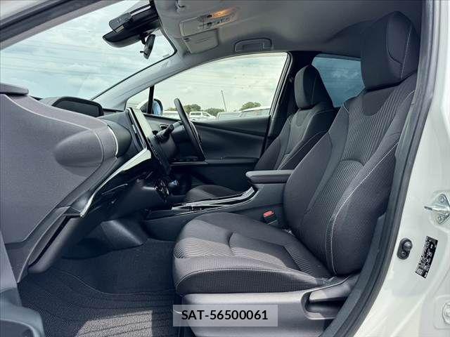 Toyota PRIUS PHV 2019-11 8563295-16