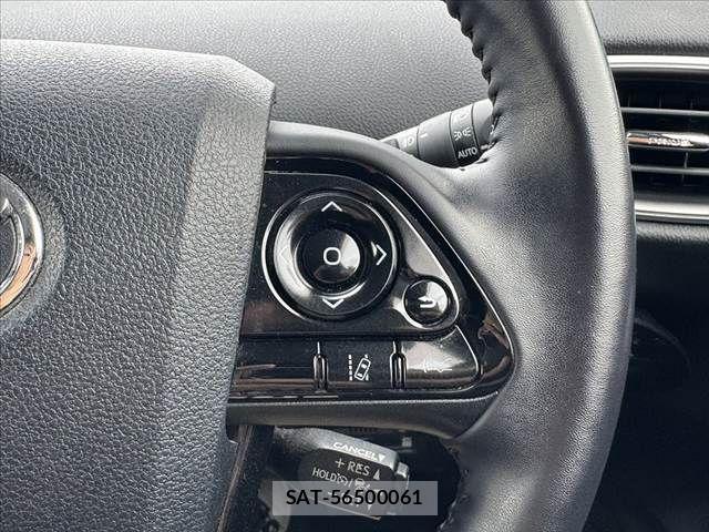 Toyota PRIUS PHV 2019-11 8563295-26