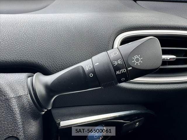 Toyota PRIUS PHV 2019-11 8563295-28