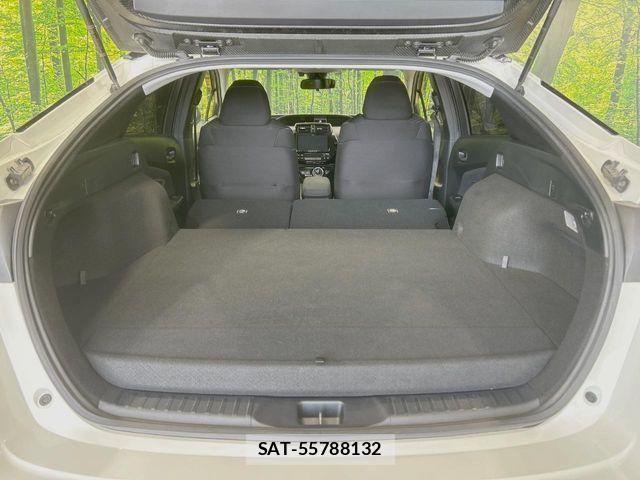Toyota PRIUS PHV 2019-09 8563296-9