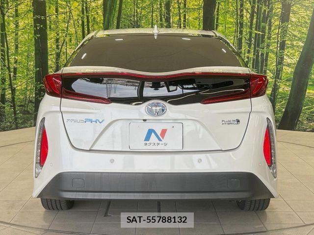 Toyota PRIUS PHV 2019-09 8563296-14