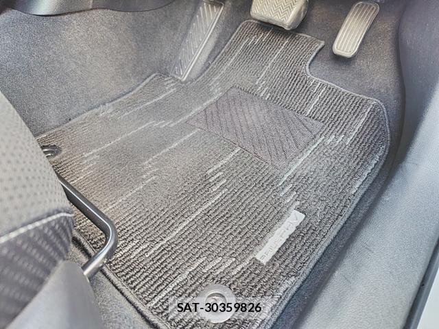 Toyota PRIUS PHV 2021-11 8563292-21