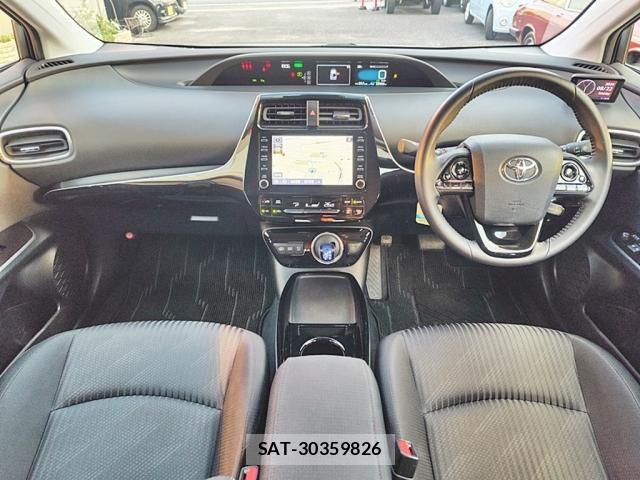 Toyota PRIUS PHV 2021-11 8563292-6
