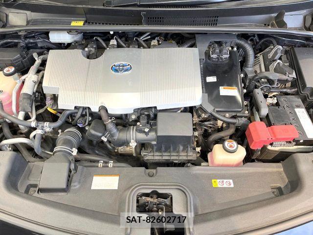 Toyota PRIUS PHV 2017-03 8563294-17
