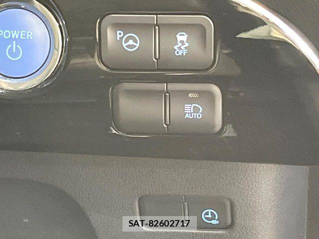 Toyota PRIUS PHV 2017-03 8563294-4