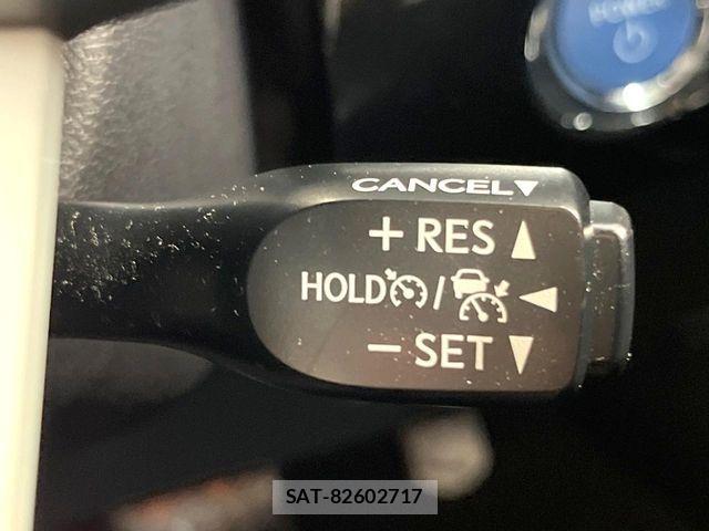 Toyota PRIUS PHV 2017-03 8563294-6