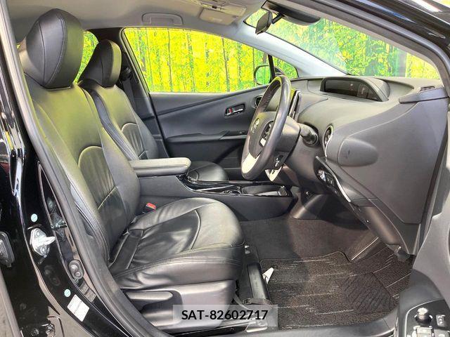 Toyota PRIUS PHV 2017-03 8563294-7