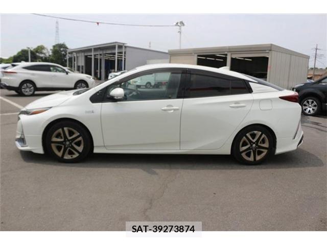 Toyota PRIUS PHV 2017-11 8628522-10