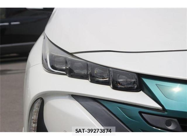 Toyota PRIUS PHV 2017-11 8628522-25