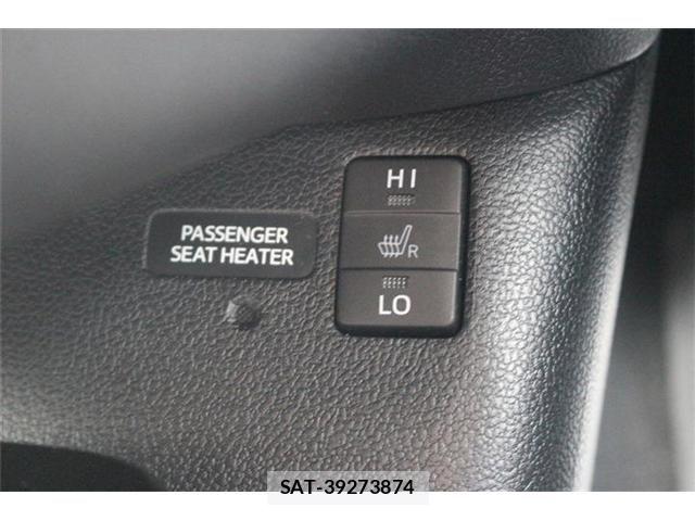 Toyota PRIUS PHV 2017-11 8628522-5