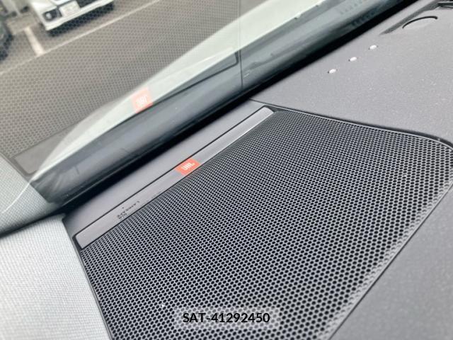 Toyota PRIUS PHV 2022-01 8628523-13