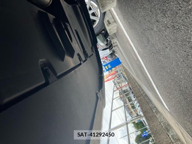 Toyota PRIUS PHV 2022-01 8628523-16