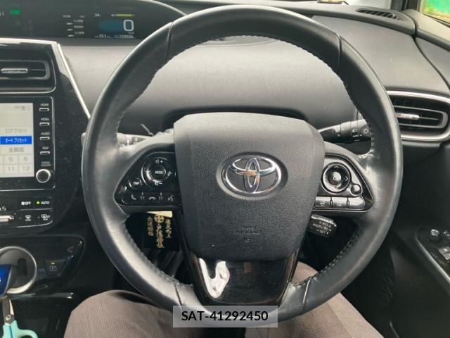 Toyota PRIUS PHV 2022-01 8628523-20
