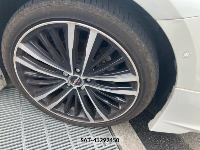 Toyota PRIUS PHV 2022-01 8628523-3