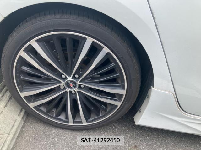 Toyota PRIUS PHV 2022-01 8628523-4