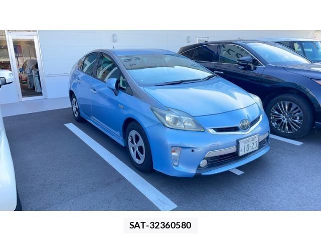 Toyota PRIUS PHV 2013-02 8628529-0