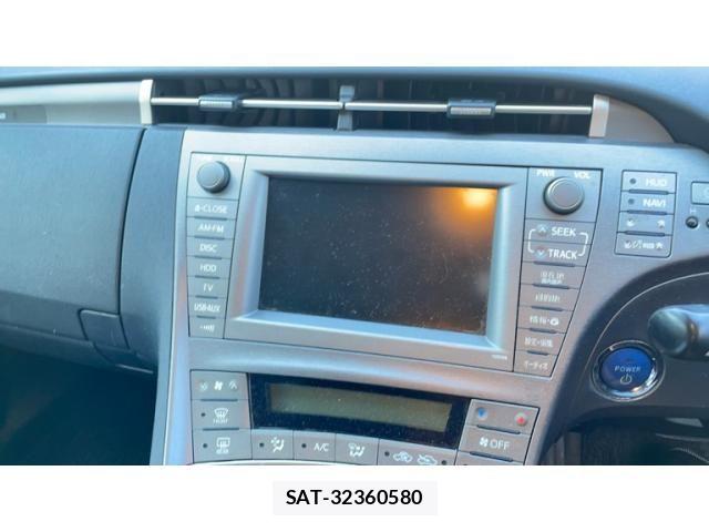 Toyota PRIUS PHV 2013-02 8628529-14