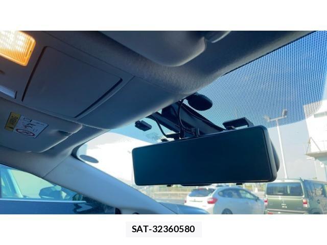 Toyota PRIUS PHV 2013-02 8628529-18
