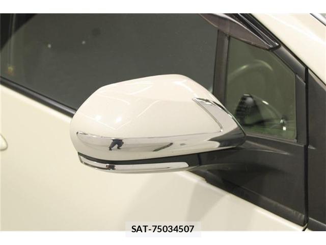Toyota PRIUS PHV 2017-10 8628524-21