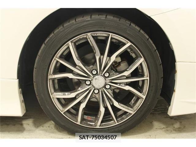 Toyota PRIUS PHV 2017-10 8628524-22