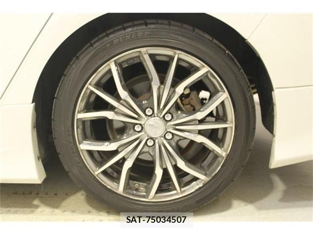 Toyota PRIUS PHV 2017-10 8628524-24