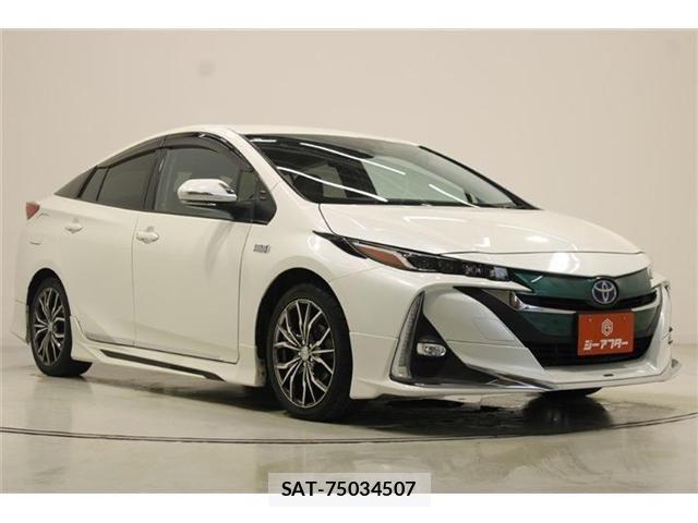 Toyota PRIUS PHV 2017-10 8628524-6